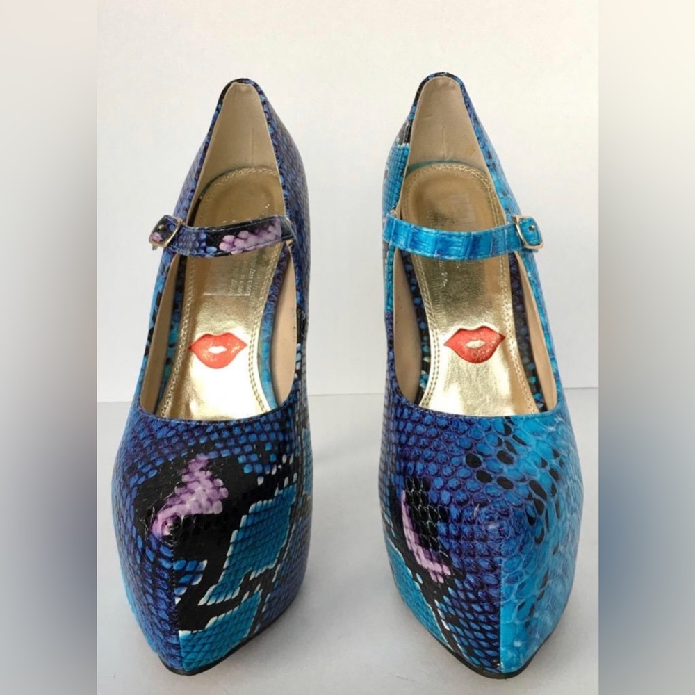 Red Kiss Blue Python Platform Shoes Pumps Size 7.5 Snakeskin Wedge Pump Heel - Picture 3 of 9